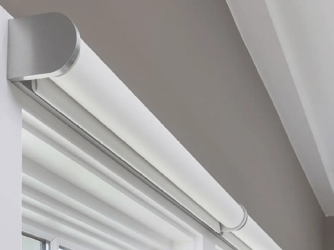 Recessed pockets, quiet motors and no visible wires