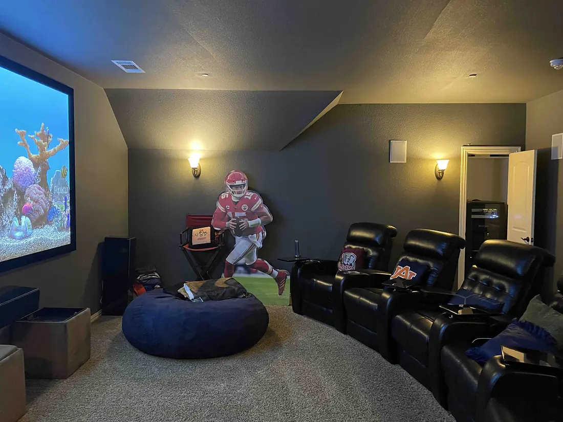 Kaleidescape, sources and one-remote control